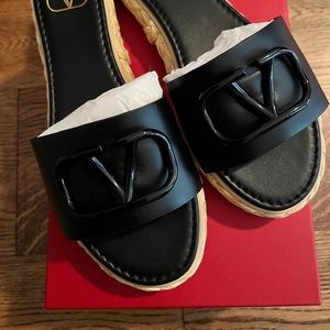 Valentino VLOGO leather espadrille slides - 37